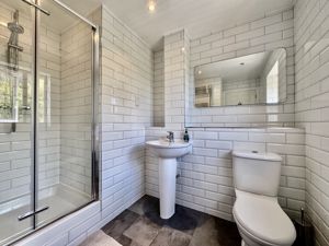 Photo 12- click for photo gallery